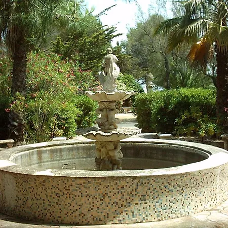 펜션 Masseria Antonietta Lendinuso